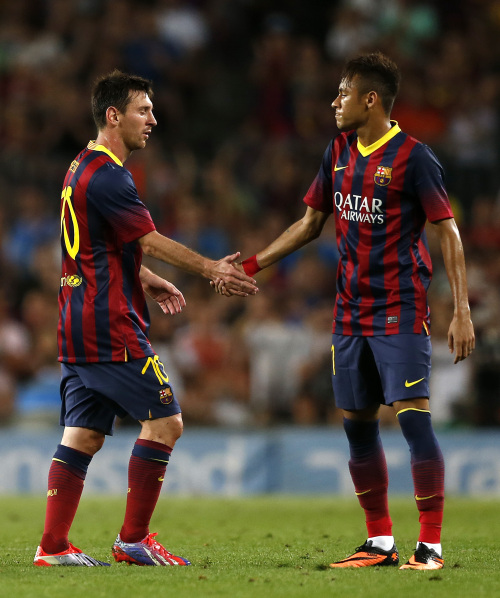 巴萨必须加 巴萨必须加