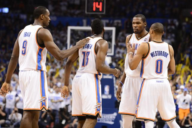 他在跨场地 他在跨场地